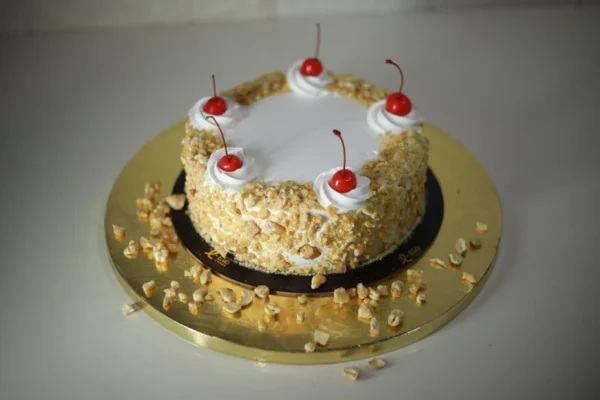 Butterscotch Cake | Best Online Cake Delivery in Thrissur